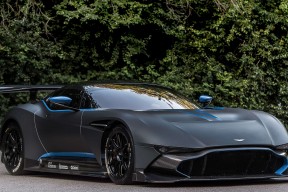 乐鱼体育下载入口-勇士召开赛前动员会议强调团队合作，勇士队揭幕战