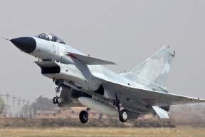 乐鱼体育官网注册-沙足协或对退赛新月施加处罚，国足今晚沙迦俱乐部迎来首训 各方面保障工