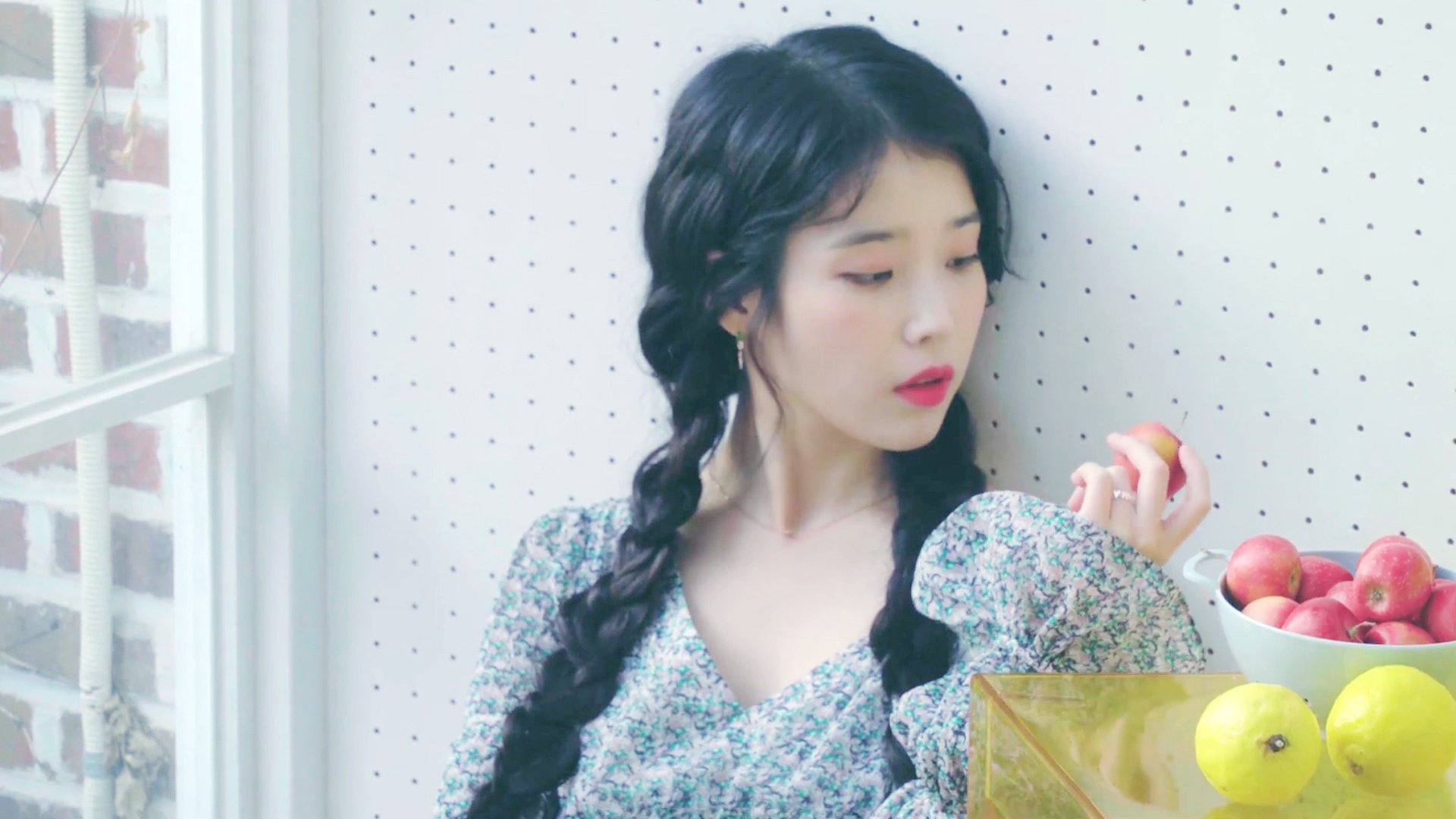 马竞全队逼抢压制对手传控体系，马竞全攻全守